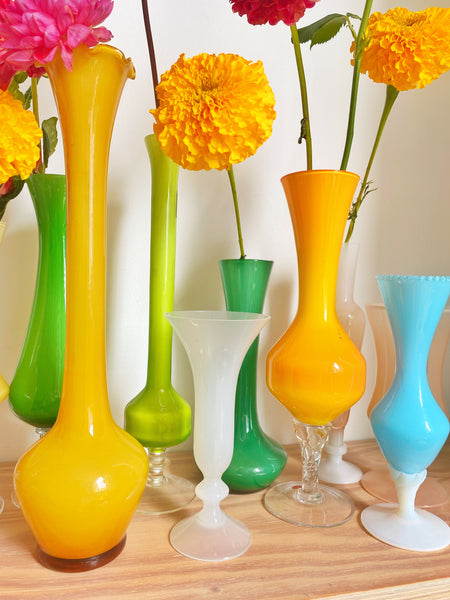 Vase opaline curry