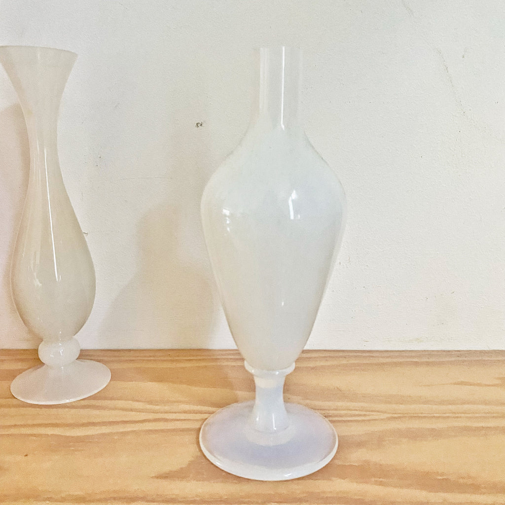 Vase opaline blanc