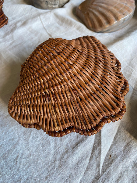 Boîte coquillage rotin